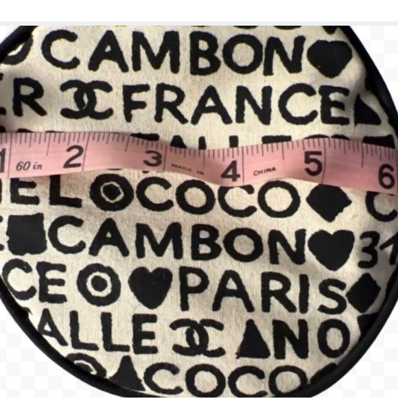 CHANEL Vintage Black & White 1991 Cosmetic Lingerie Travel Tie String Cinch Tote - Picture 4 of 6